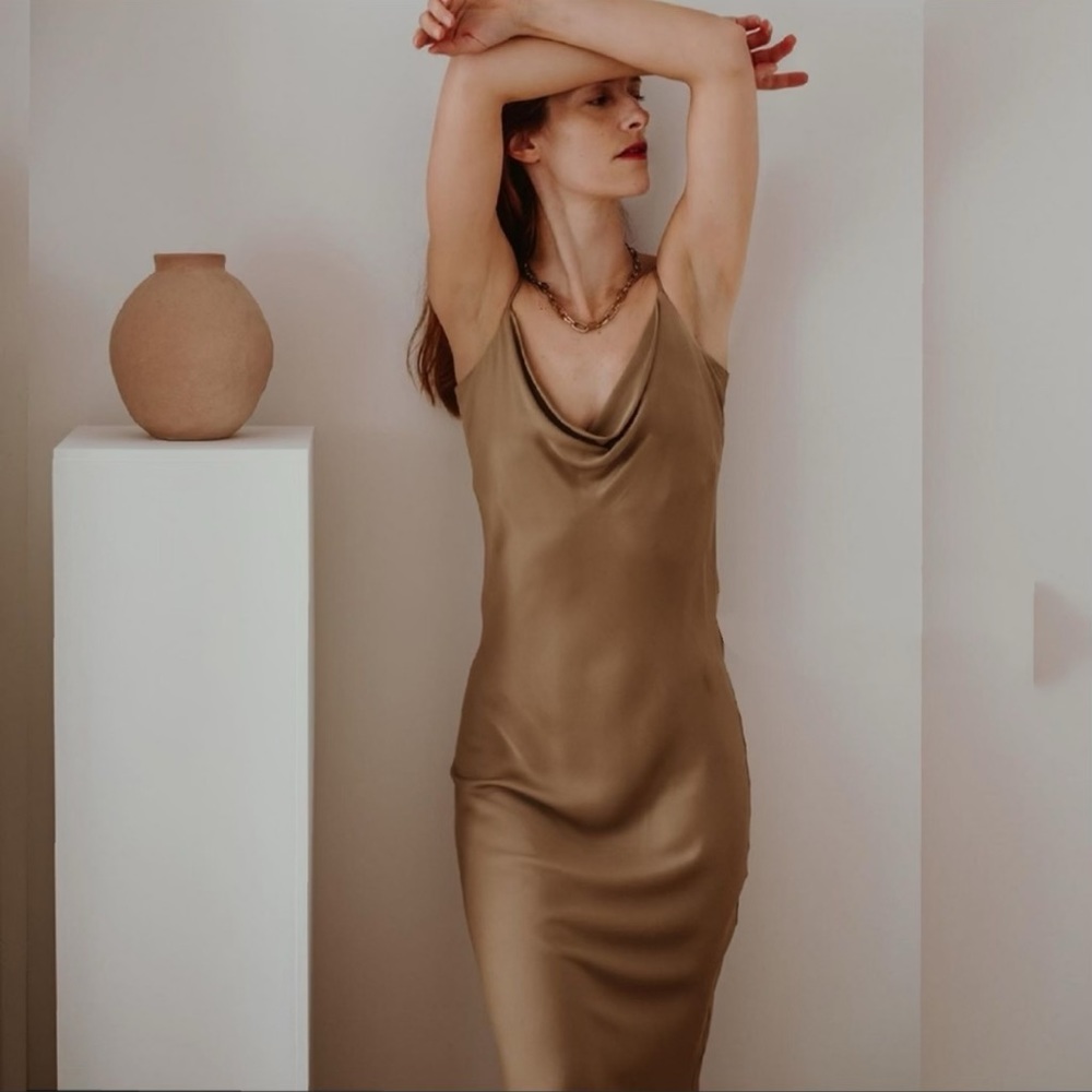 Mango draped dress bloggers fav - Picture 13 of 16